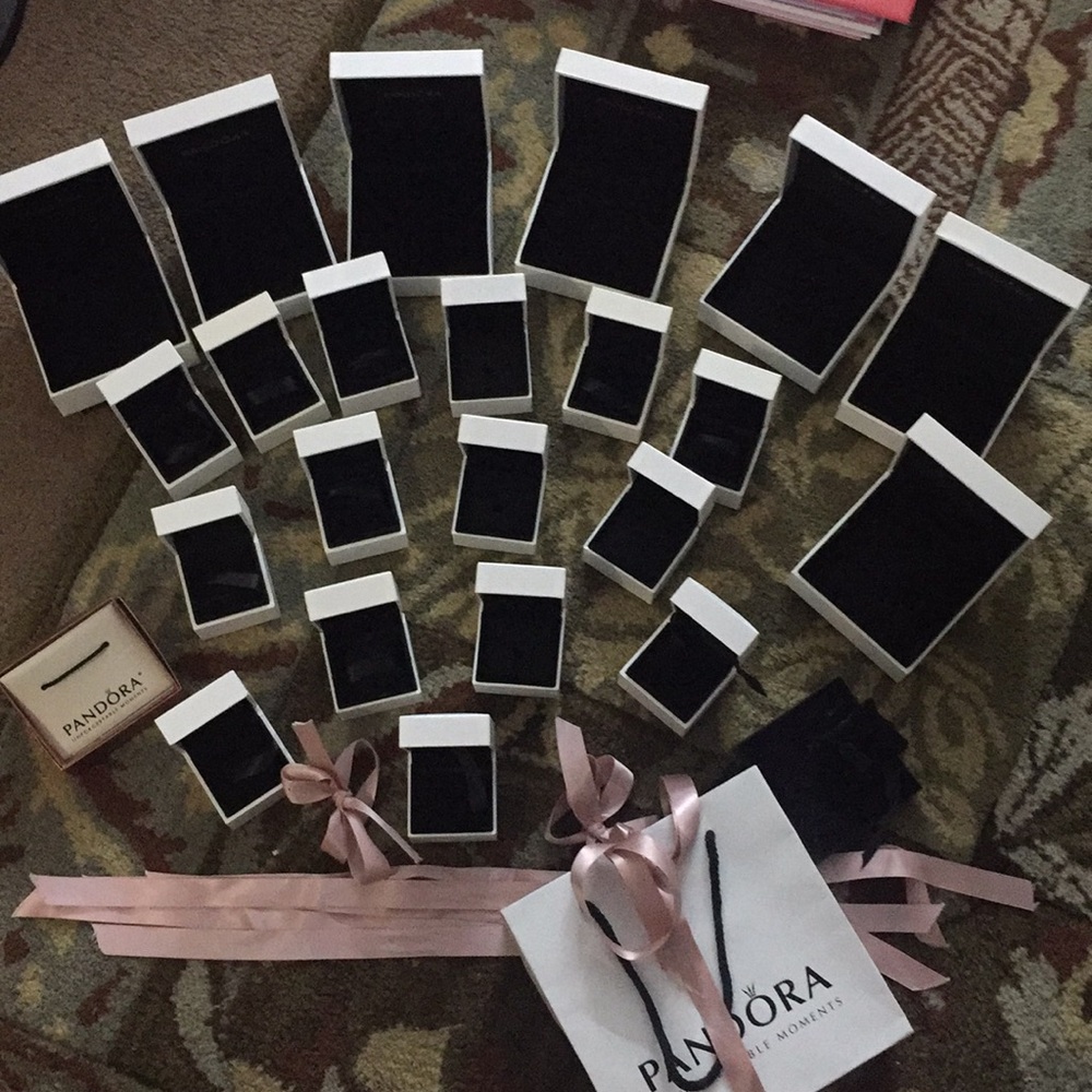 Pandora gift boxes